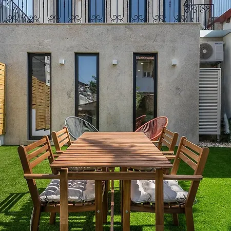 Private Garden Oasis, A Charming Flat In Bonfim شقة *