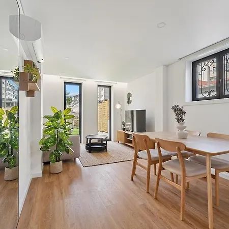 Private Garden Oasis, A Charming Flat In Bonfim Appartement
