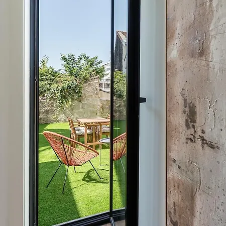 Private Garden Oasis, A Charming Flat In Bonfim *