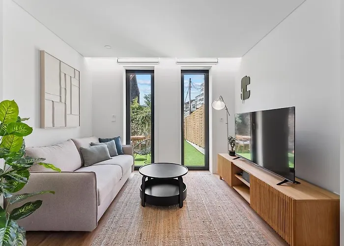 Private Garden Oasis, A Charming Flat In Bonfim 公寓