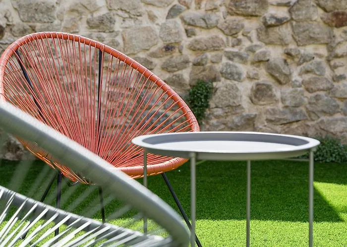 Апартаменты Private Garden Oasis, A Charming Flat In Bonfim Fouto