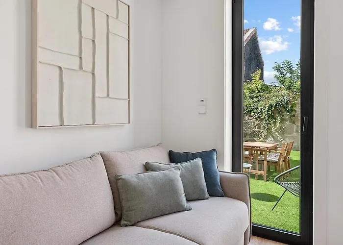 Private Garden Oasis, A Charming Flat In Bonfim *